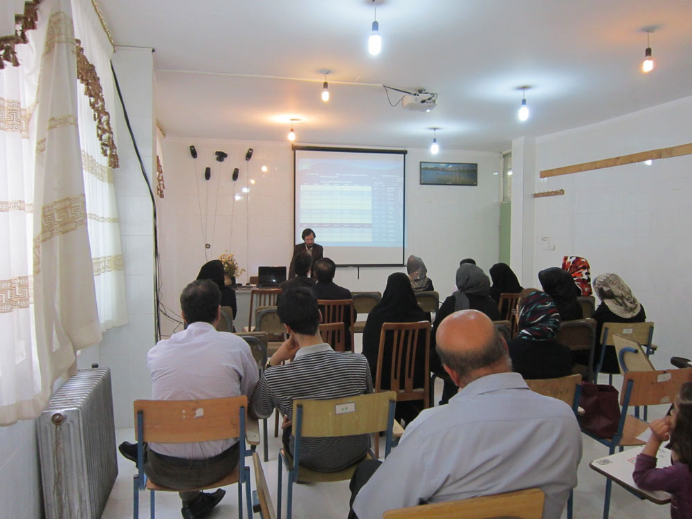 گزارش تصویری همایش اولیا و دانش آموزان سال 1391 مهندس حسینی