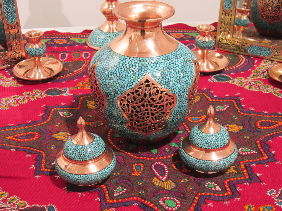 مهندس حسینی در بازدید نمایشگاه هنرهای دستی آفرینش