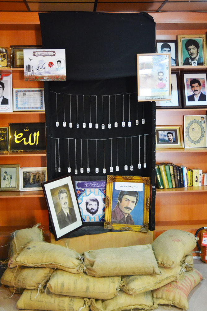 گزارش تصویری بازدید موسسه بین المللی صلح از موزه شهدا