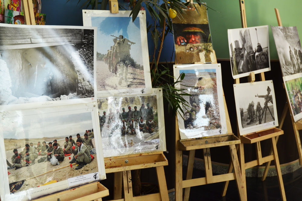 گزارش تصویری بازدید از نمایشگاه دفاع مقدس