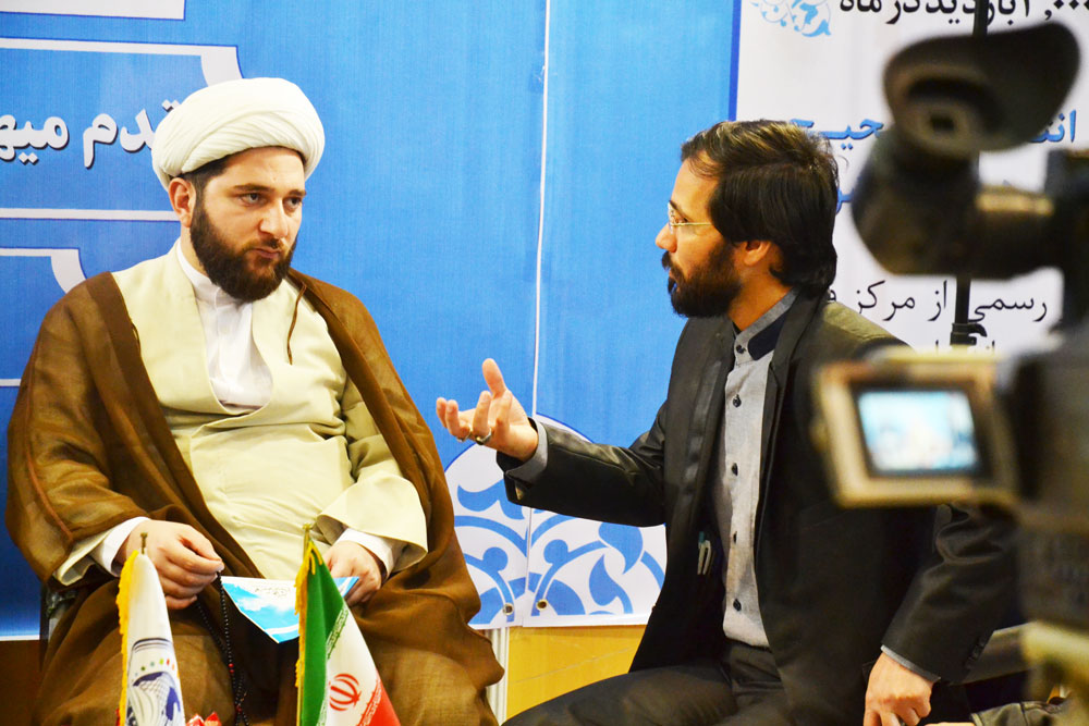 نشست هم اندیشی صلح